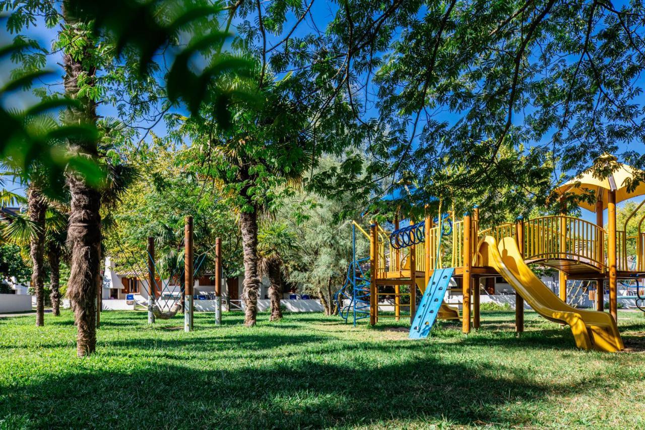 Villaggio Los Nidos リニャーノ・サッビアドーロ エクステリア 写真